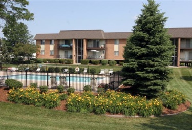 Riverland Woods Apartments