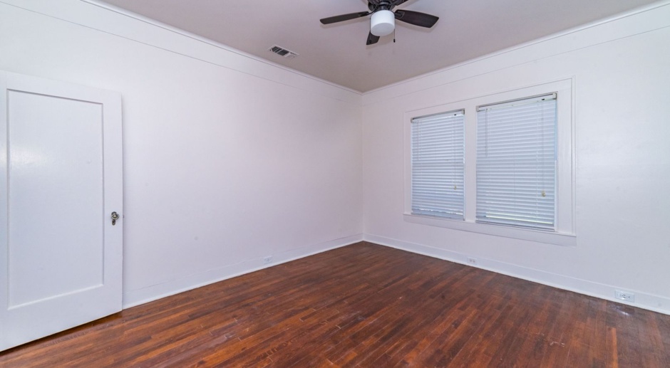 CHARMING, RENOVATED BEACON HILL 2-BEDROOM