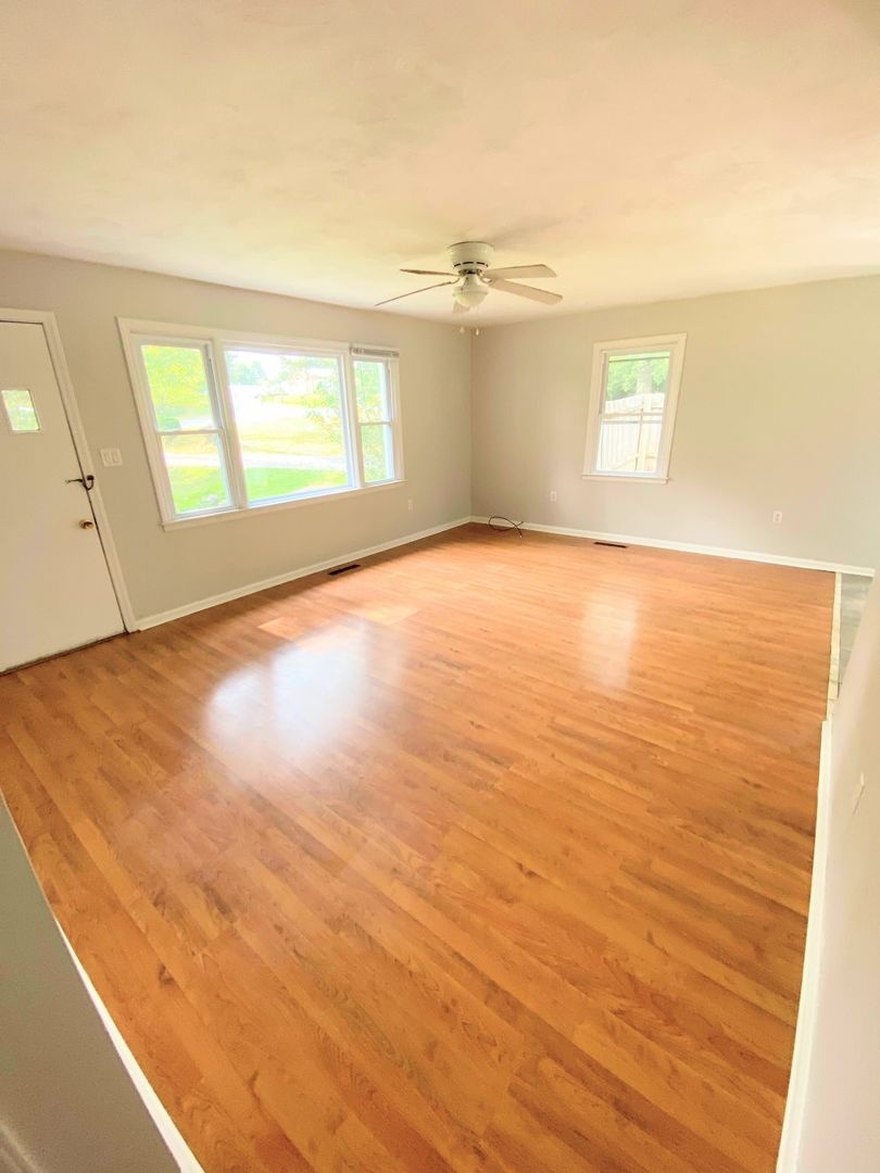Cozy 2 Bedroom in the center of Lynchburg