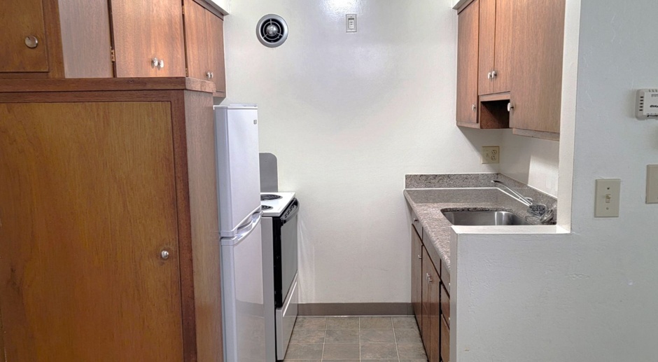 A sweet, comfortable 1-bdr just blocks from Downtown Berkeley