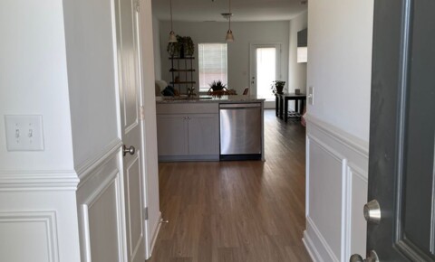 Houses Near Motlow State Community College  Brand New 3bed 2.5 Bath Townhouse. Shelbyville  for Motlow State Community College  Students in Lynchburg, TN
