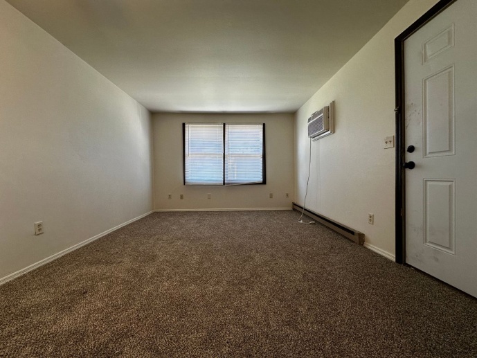 420 S Maple Ave - Apartments