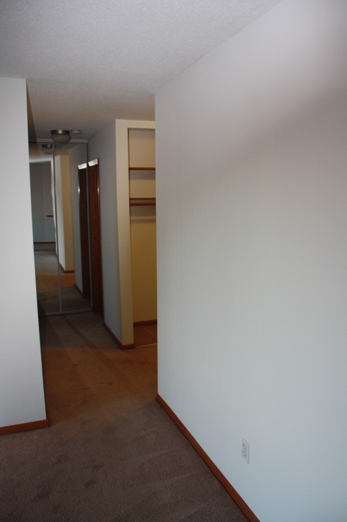 Belgrove Apartments (10100 Minnetonka Blvd.)