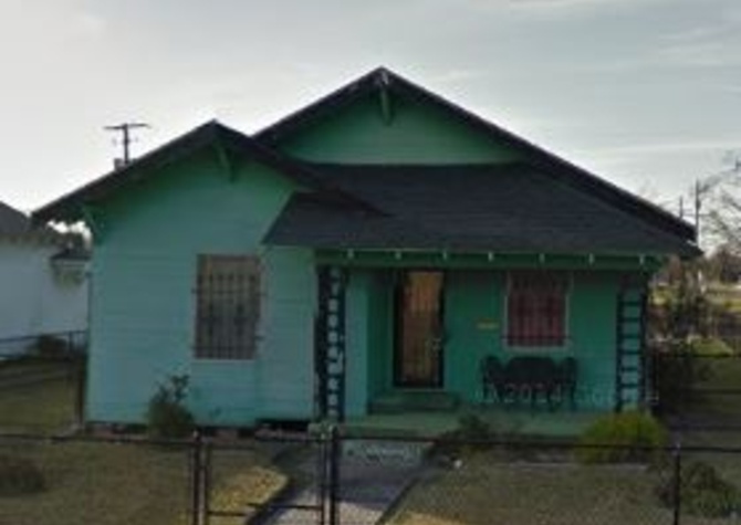 Houses Near 1647 Thomas BLVD Port Arthur TX 77640 $700 a month