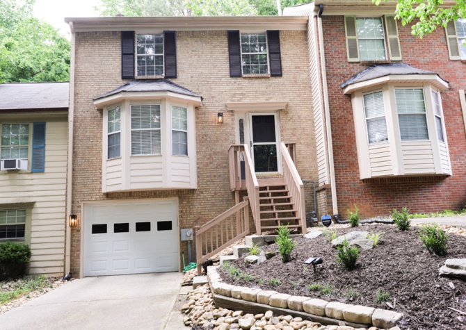 Houses Near Furnished 3Bed/2.5Bath Marietta Townhome!