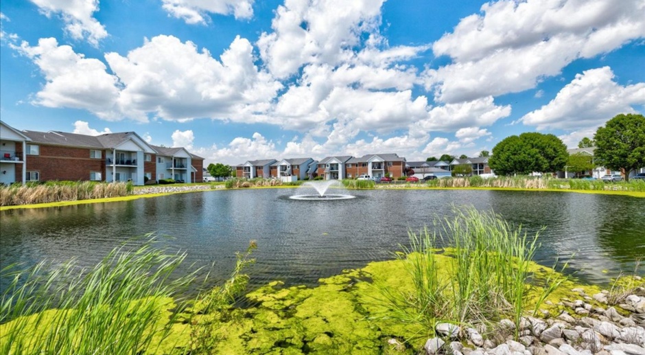 **Swimming Pool*****1 Bed 1 Bath******Cross Pointe Business Park*****LAKE VIEW AVAILABLE