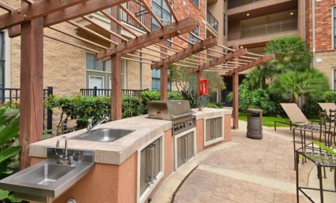 Apartments Near Everest Institute-Bissonnet 2660 Augusta Drive for Everest Institute-Bissonnet Students in Houston, TX