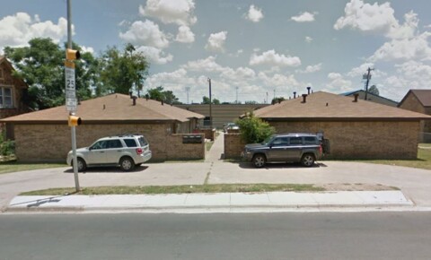 Apartments Near McMurry Pura Vida Estates LLC- Triplexes for McMurry University Students in Abilene, TX