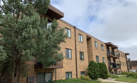 Apartments Near NDSU Cottonwood Apartments for North Dakota State University Students in Fargo, ND