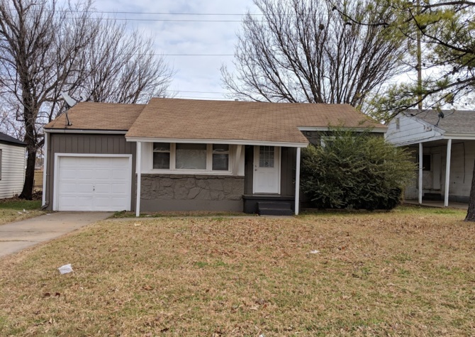 Houses Near Cute 2 bed, 1 bath home for rent in Midwest City!