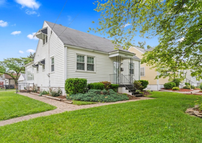 Houses Near Beautiful renovated home in Schnitzelburg 