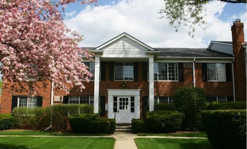Apartments Near OU Medford Place Apartments - Updated 1 Bed / 1 Bath for Oakland University Students in Rochester, MI