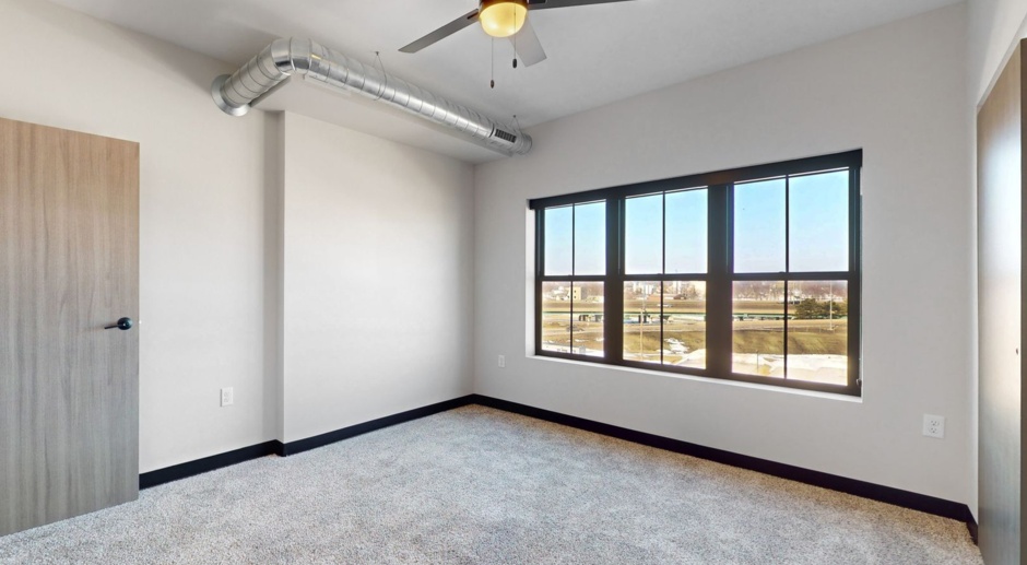 151 Lofts. Modern Amenities. Urban Location. Sophisticated Style ~ Ask about our move-in special!