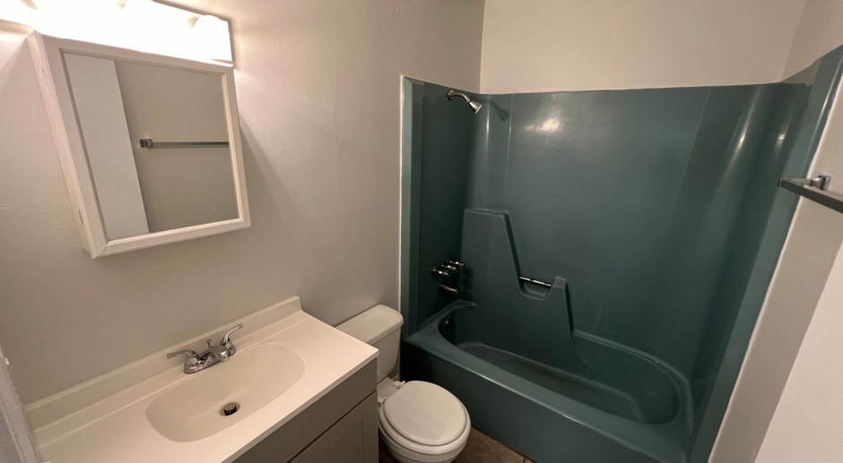 Pensacola - 2 Bedroom, 1 Bathroom