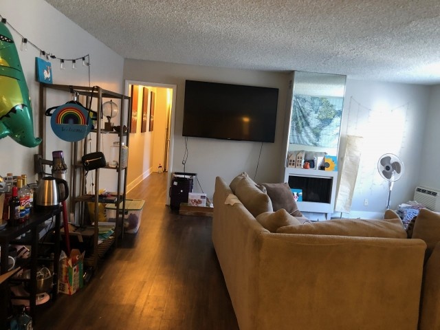 SUMMER HOUSING FURNISHED + HIGH SPEED WIFI ACROSS FROM UCLA CAMPUS! 