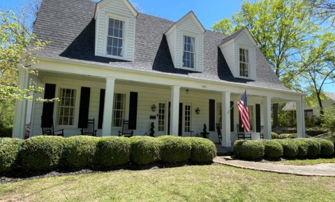 Houses Near Oxford 3BR/3.5BA with Bonus Room and Pool! for Oxford Students in Oxford, MS
