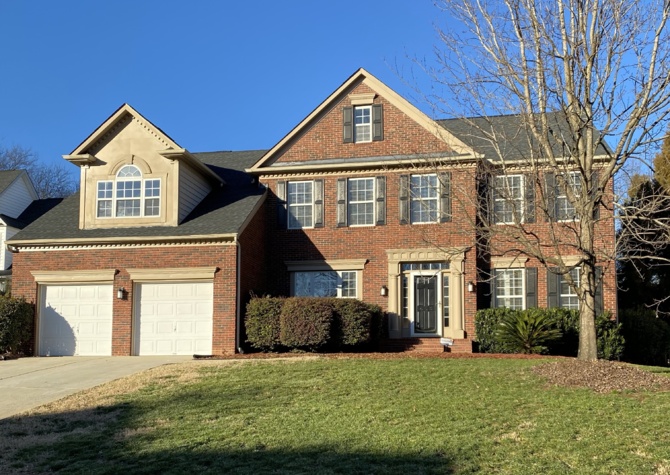 Houses Near Spacious 5 Br 3 Ba home minutes from Waverly in Hunter Oaks