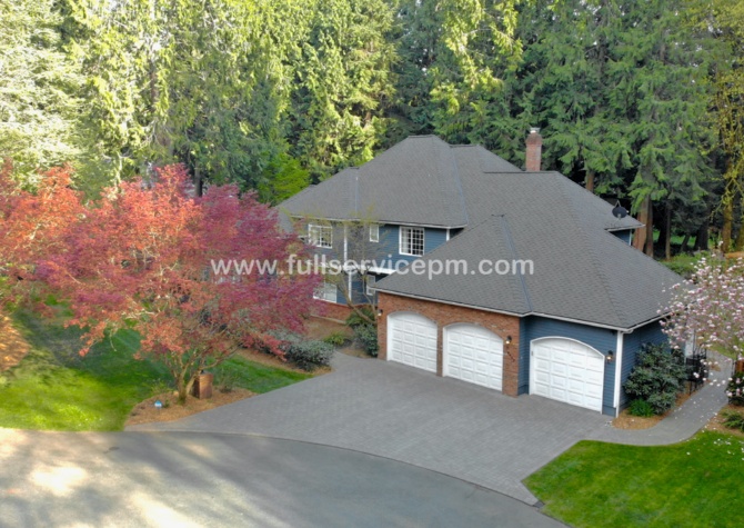 Houses Near Stunning executive home in Woodinville