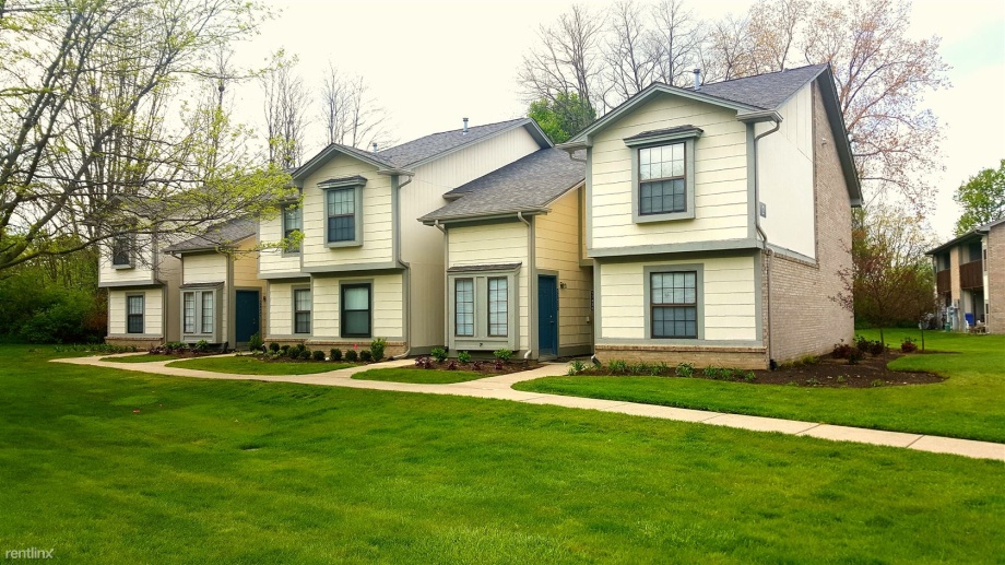 Cedar Lake Apartments and Townhomes