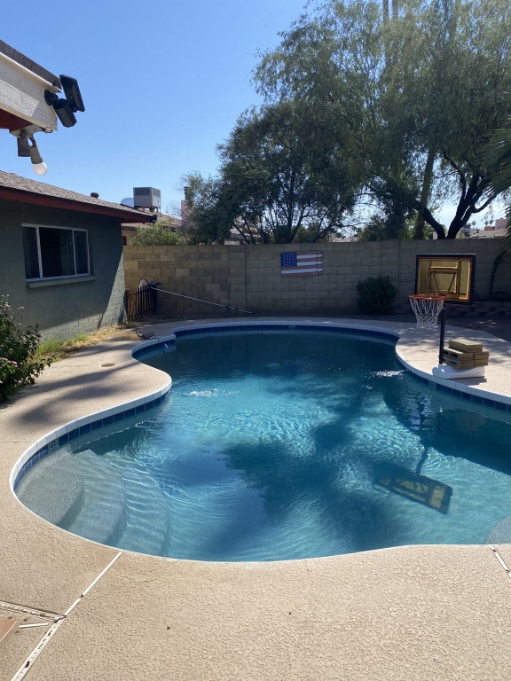 Room for rent in single family home with pool