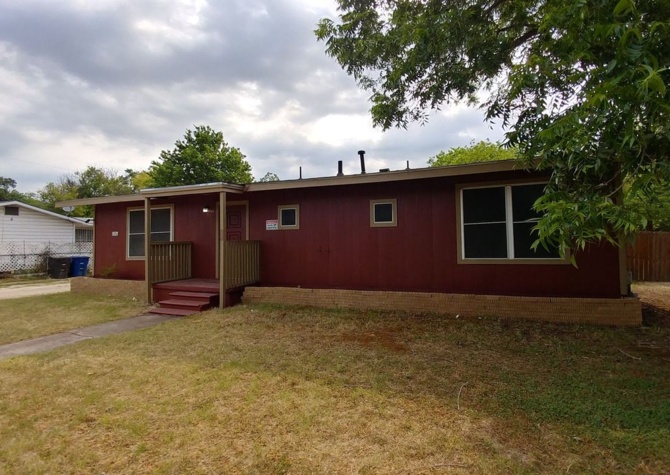 Houses Near 3 BR/2 bath home on a .45 acre lot w/lots of updates & extra parking!
