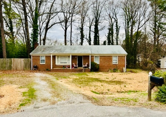 Houses Near Gorgeous 3 bdrm/2 bath Home Located in North Chesterfield!