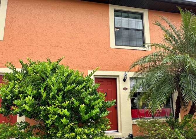 Houses Near Spacious Condo in Winter Park!  Available Now! 
