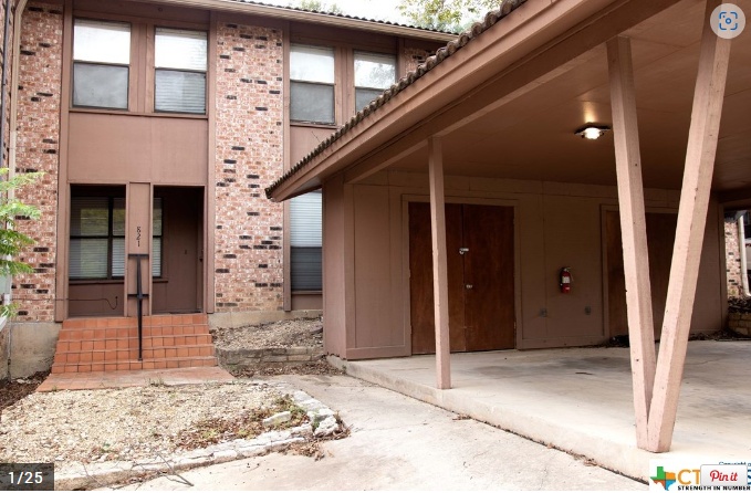 3-bed 2-bath spacious townhome close to Texas State University Campus!