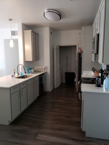FIRST MONTH'S RENT COVERED (Female Only)