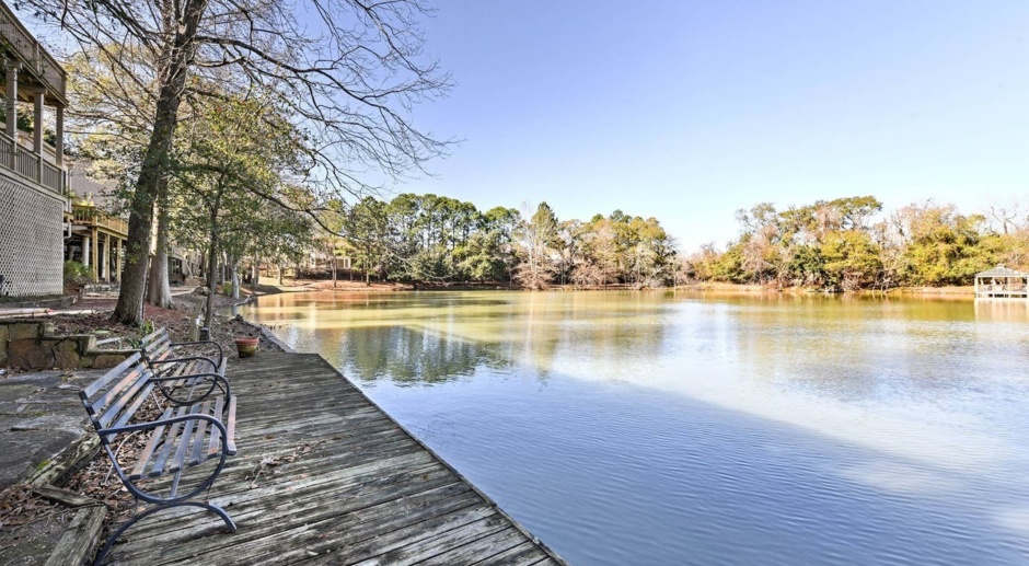 Completely remodeled and furnished Waterfront property!