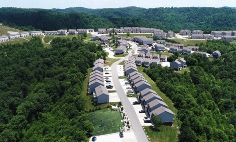 Houses Near UC Eagle View Luxury Apartments  for University of Charleston Students in Charleston, WV