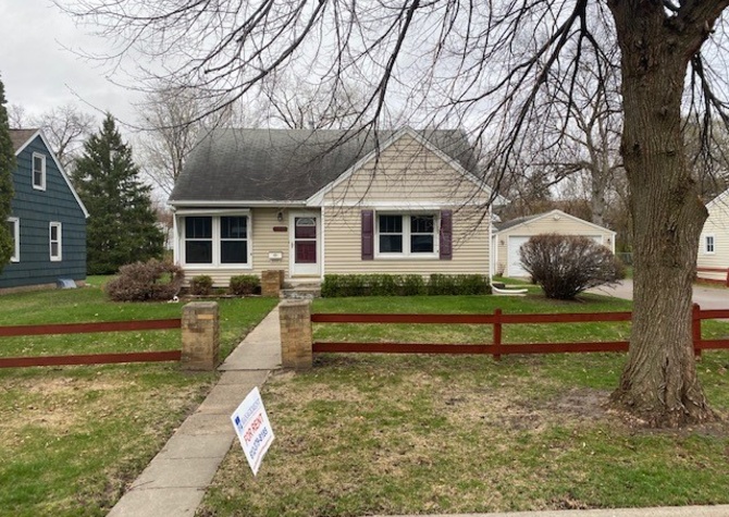 Houses Near Beautiful Newly updated 3BR/1.75BA w/garage Home in Richfield!