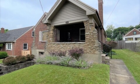 Houses Near Ohio Center for Broadcasting-Cincinnati *Charming 2 BR, 1.5 BA House in Oakley* for Ohio Center for Broadcasting-Cincinnati Students in Cincinnati, OH