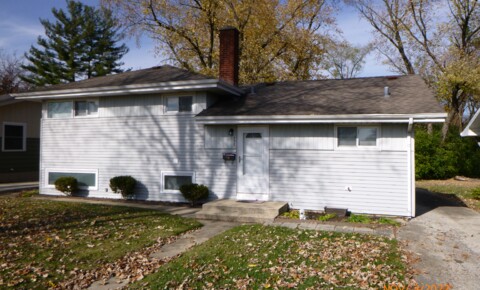 Houses Near North Central 3 Bedroom/2 Bath Single Family - Downers Grove for North Central College Students in Naperville, IL
