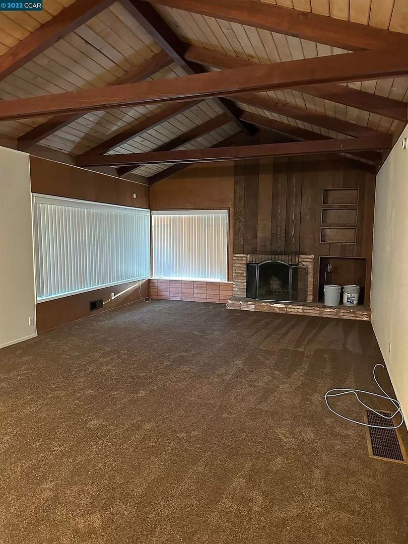 Single Story Rancher in Concord- Close to Bart, Park, Loads of Restaurants