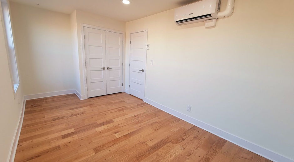 Beautiful fully renovated  2 bedroom available in Fairmount area!