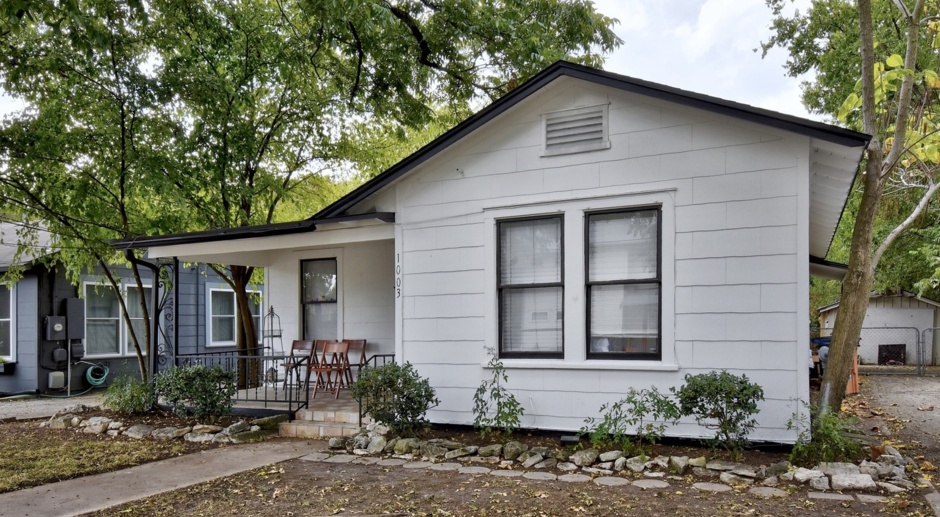 Hyde Park Hideaway! 3/2 with washer/dryer, super cute!