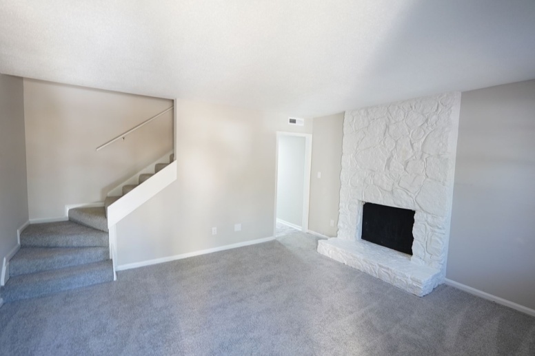 Ridge View | Renovated 2 Bed Townhomes