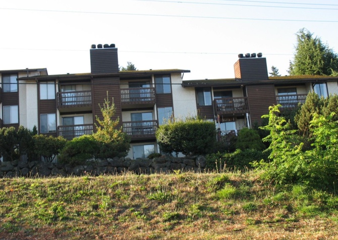 Apartments Near 2011