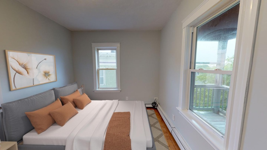 Private Bedroom in Delightful Dorchester apartment by the Red Line