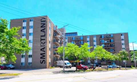 Apartments Near CSU Smartland Breakwater Tower for Cleveland State University Students in Cleveland, OH