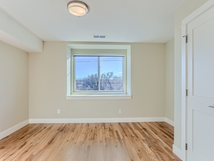 Brand New 4 Bedroom 3 Bath in Denver with Roof Top Patio!! 