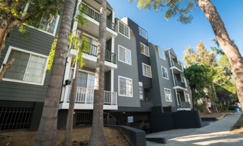 Apartments Near California Career College 685 Kelton Ave for California Career College Students in Canoga Park, CA