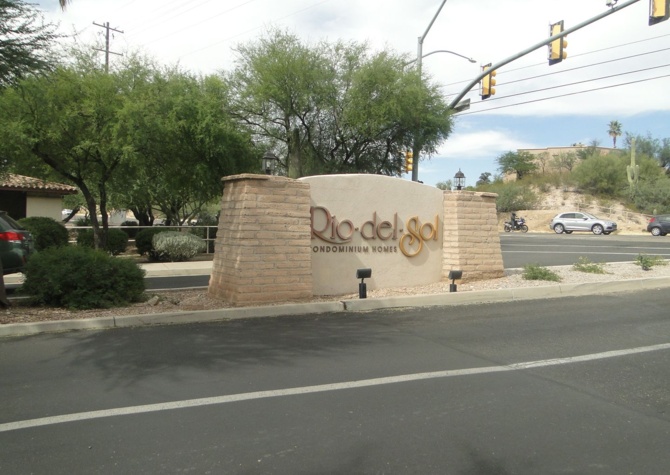 Houses Near Foothills Rio del Sol Condo 2br/2b $1,675.00 Monthly Rental Lots of Amenities